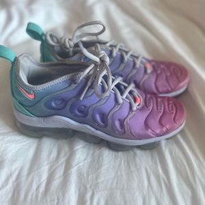 Nike Air VaporMax Plus
Pastel (Women's)